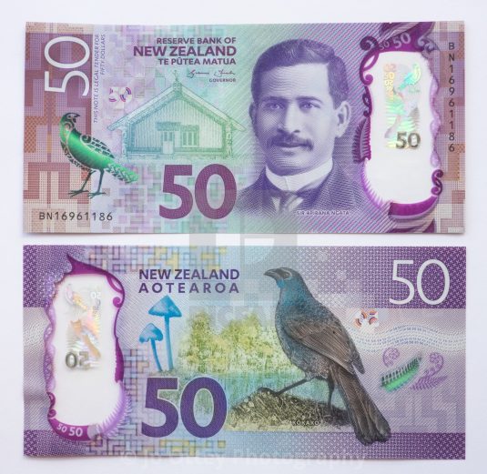 New Zealand 50 Dollar Bill